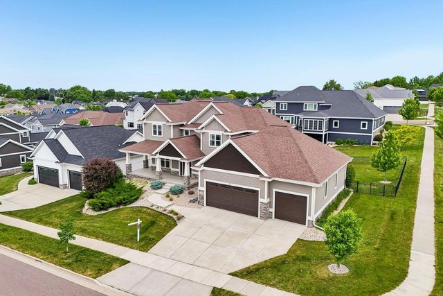 2401 Freshford Drive, Waunakee, WI 53597