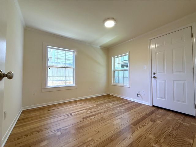 1011 Nadine Street A, Houston, TX 77009