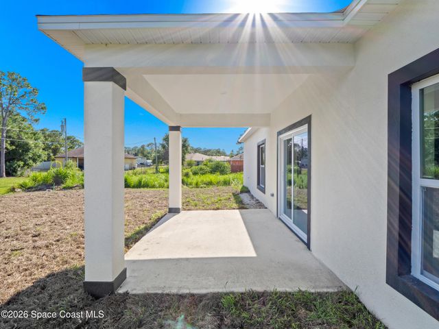 1542 Trojan Street SE, Palm Bay, FL 32909