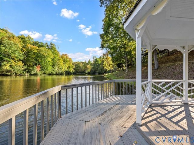 262 Thompson Ln, Williamsburg, VA 23188