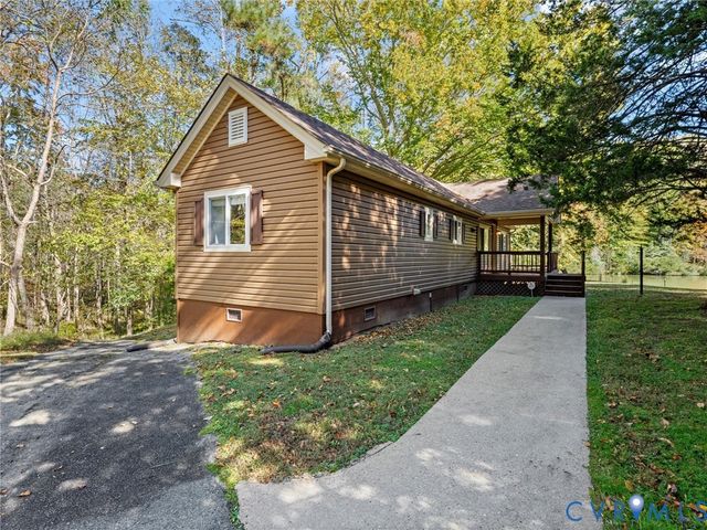 262 Thompson Ln, Williamsburg, VA 23188