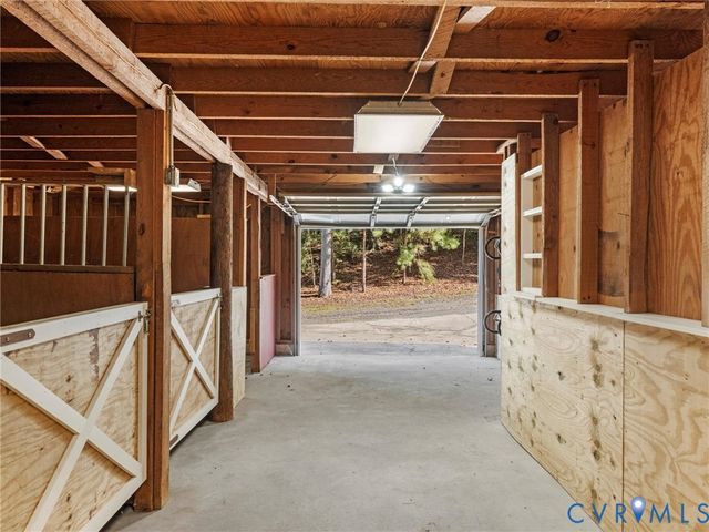 262 Thompson Ln, Williamsburg, VA 23188