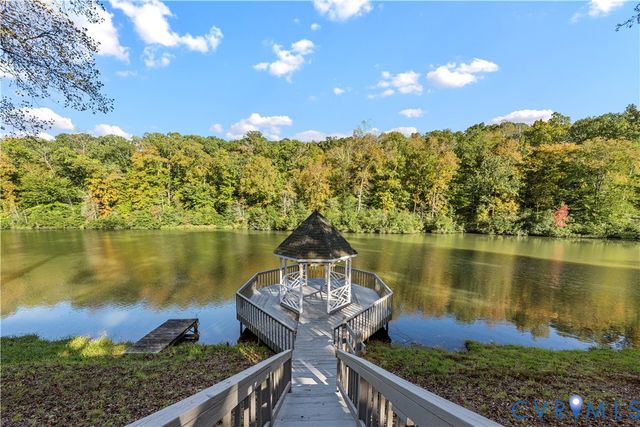 262 Thompson Ln, Williamsburg, VA 23188