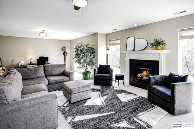 17505 Wirt Street, Omaha, NE 68116