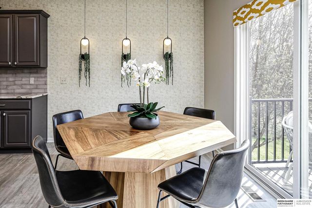 17505 Wirt Street, Omaha, NE 68116