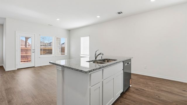 1301 Hopes Lake Drive, Princeton, TX 75407