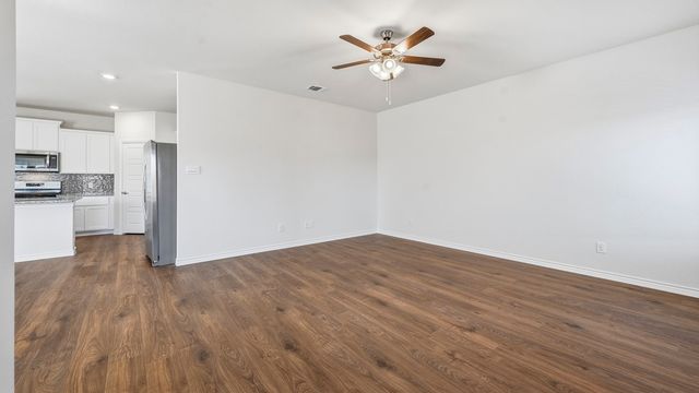 1301 Hopes Lake Drive, Princeton, TX 75407