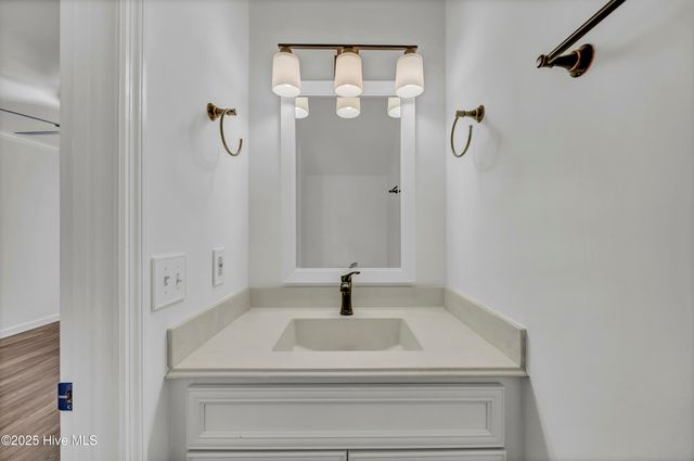 154 Lullwater Drive Unit A, Wilmington, NC 28403