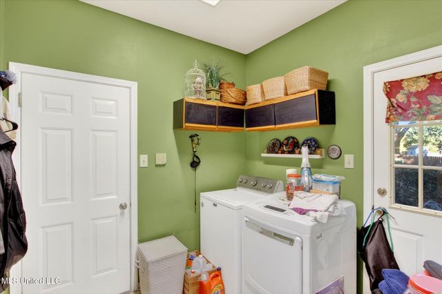 8824 Kipapa Way, Diamondhead, MS 39525