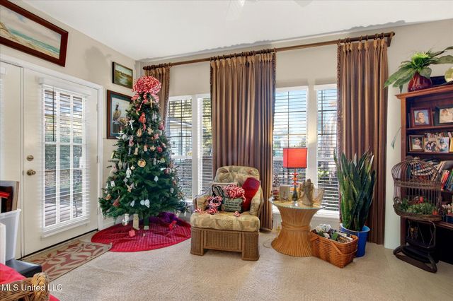 8824 Kipapa Way, Diamondhead, MS 39525