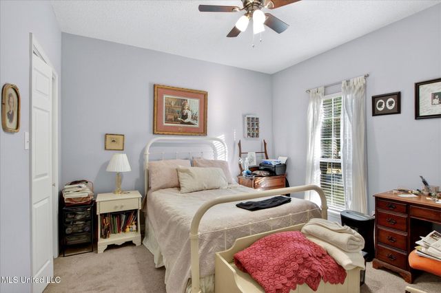 8824 Kipapa Way, Diamondhead, MS 39525