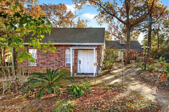 8824 Kipapa Way, Diamondhead, MS 39525
