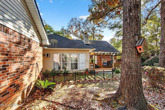 8824 Kipapa Way, Diamondhead, MS 39525