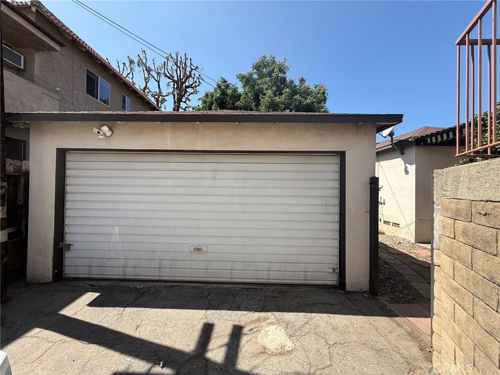 12020 Ocean Park, Los Angeles, CA 90064