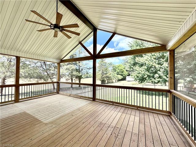 1027 Tabor Road, Olin, NC 28660