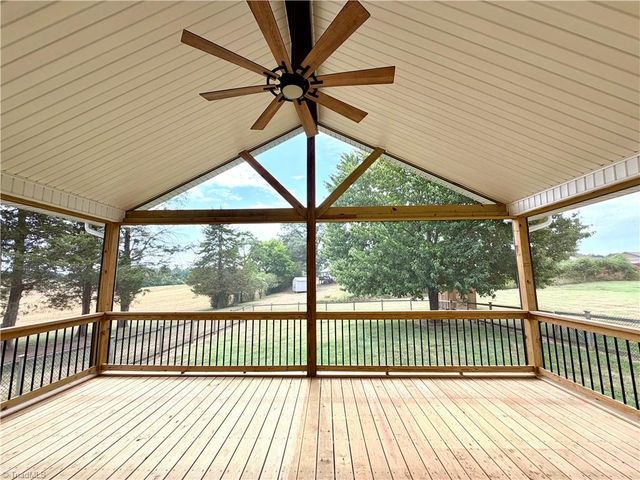 1027 Tabor Road, Olin, NC 28660