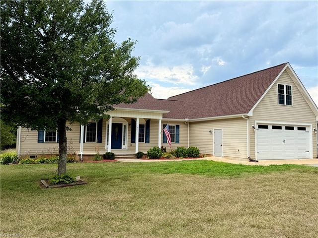 1027 Tabor Road, Olin, NC 28660