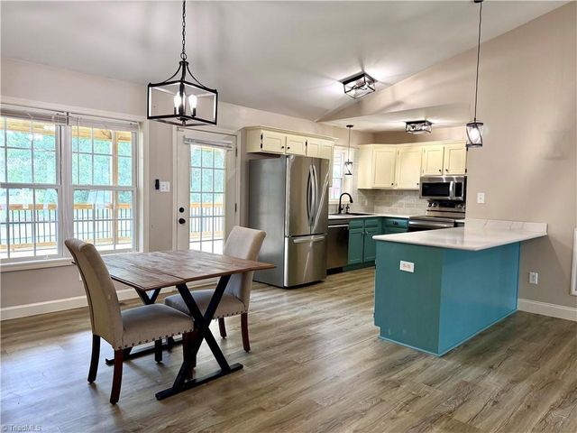 1027 Tabor Road, Olin, NC 28660