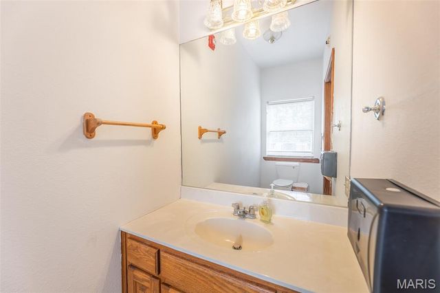 207 E. Front St., Annapolis, MO 63620