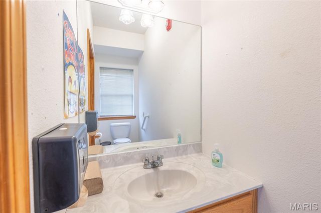 207 E. Front St., Annapolis, MO 63620