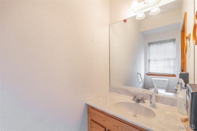 207 E. Front St., Annapolis, MO 63620