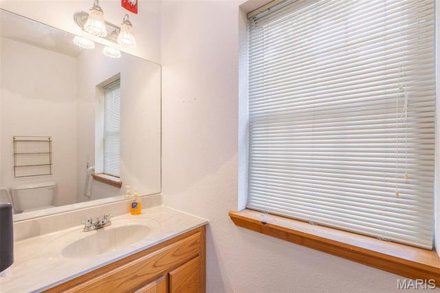 207 E. Front St., Annapolis, MO 63620