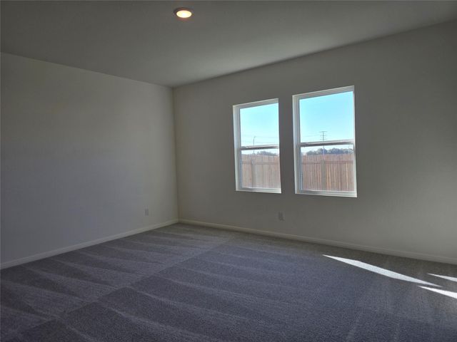 202 Fox Haven RD, Hutto, TX 78634