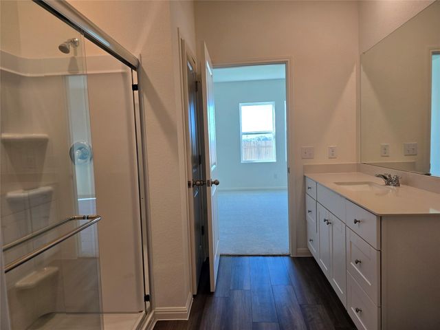 202 Fox Haven RD, Hutto, TX 78634