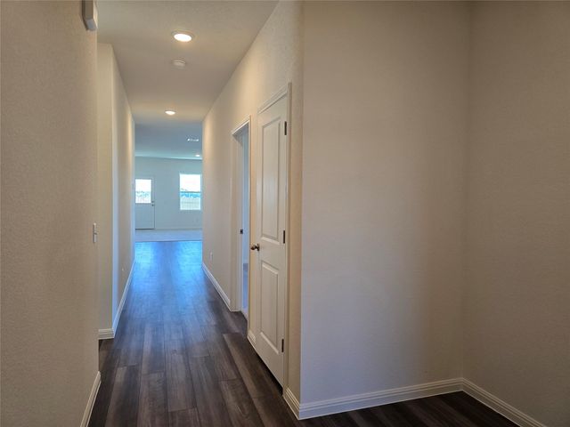 202 Fox Haven RD, Hutto, TX 78634