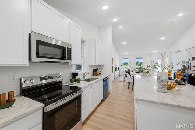 9023 Wilkie Station Street, St Charles, MO 63301