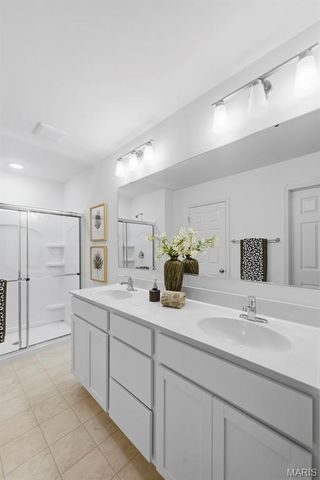 9023 Wilkie Station Street, St Charles, MO 63301