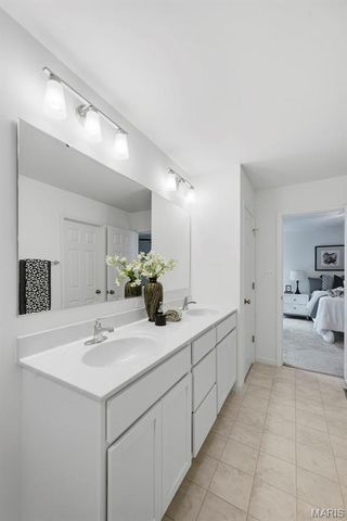 9023 Wilkie Station Street, St Charles, MO 63301