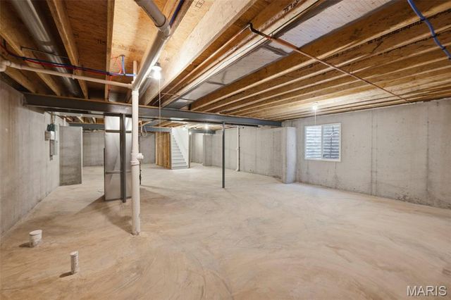 9023 Wilkie Station Street, St Charles, MO 63301