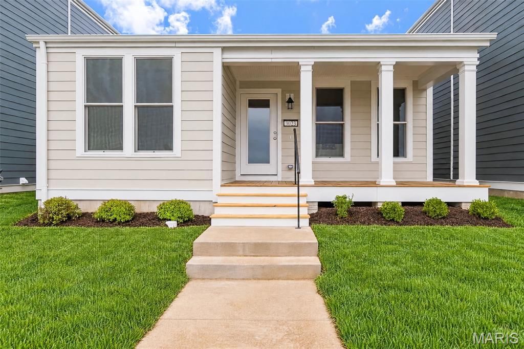 9023 Wilkie Station Street, St Charles, MO 63301