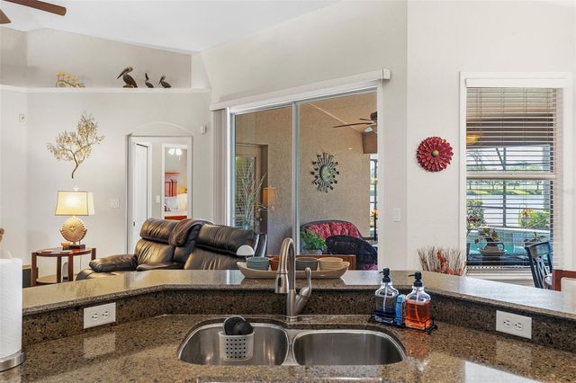 3011 DIAMOND LANE, St Cloud, FL 34772