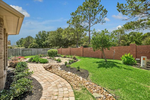 26630 Summerbend Hollow Lane, Katy, TX 77494