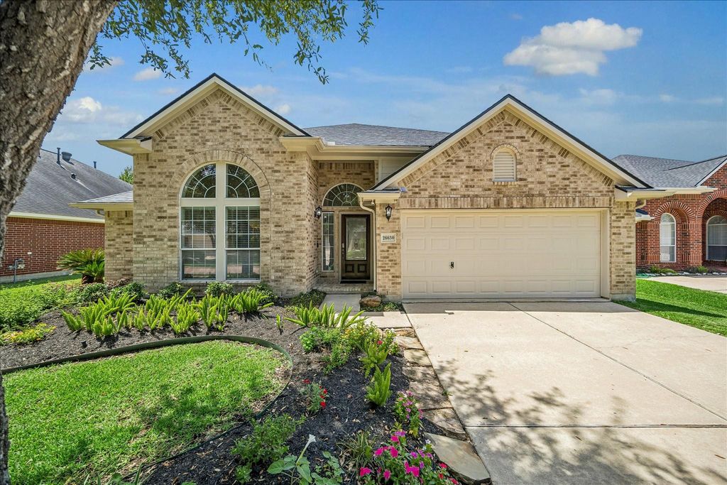 26630 Summerbend Hollow Lane, Katy, TX 77494