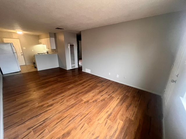 423 Dallas Street SE A, Albuquerque, NM 87108