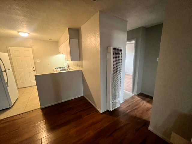 423 Dallas Street SE A, Albuquerque, NM 87108