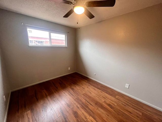 423 Dallas Street SE A, Albuquerque, NM 87108