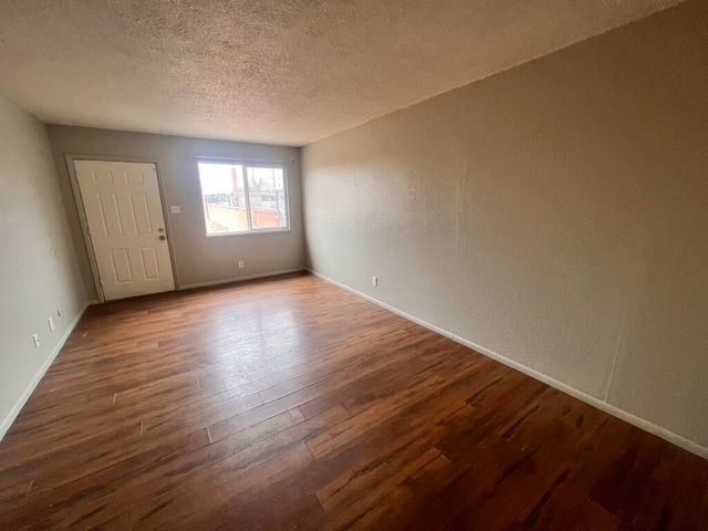 423 Dallas Street SE A, Albuquerque, NM 87108