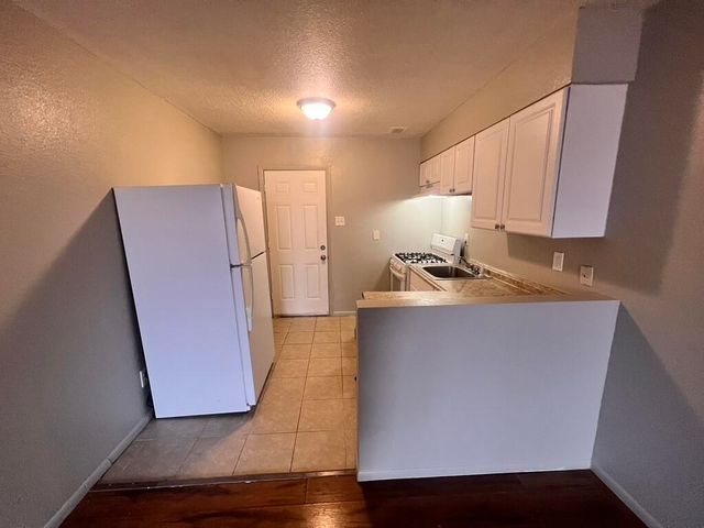 423 Dallas Street SE A, Albuquerque, NM 87108