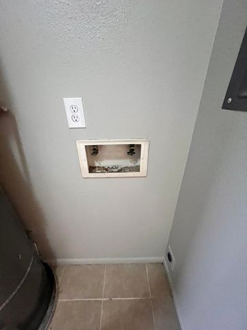 423 Dallas Street SE A, Albuquerque, NM 87108