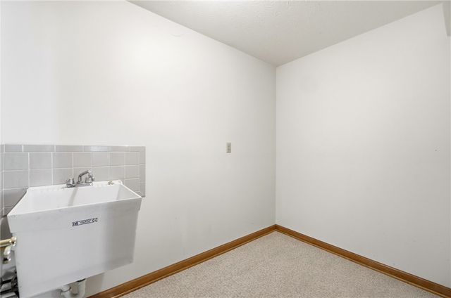 417 Kenec Drive, Middletown, OH 45042