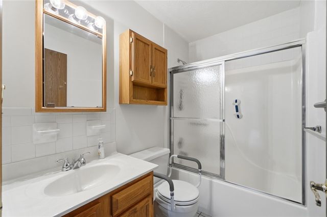 417 Kenec Drive, Middletown, OH 45042