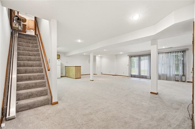 417 Kenec Drive, Middletown, OH 45042