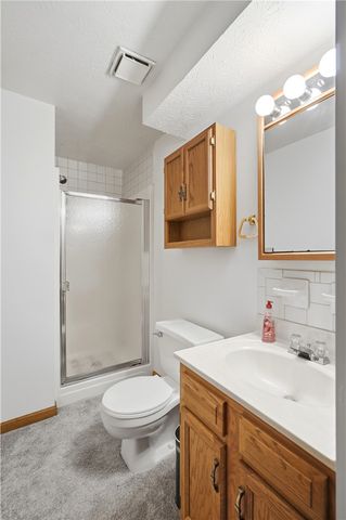 417 Kenec Drive, Middletown, OH 45042