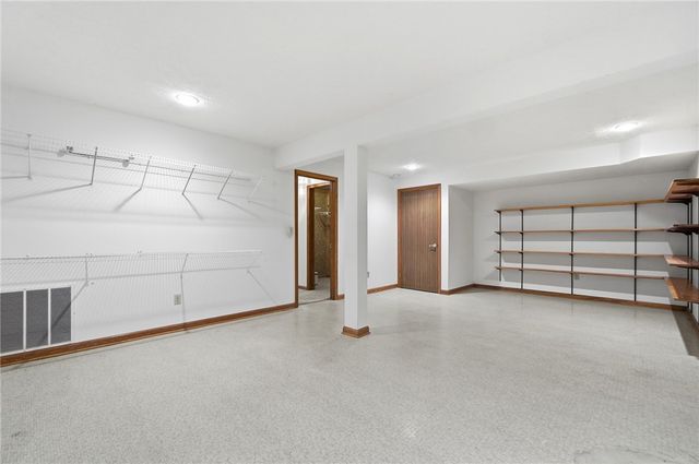 417 Kenec Drive, Middletown, OH 45042