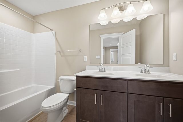 101 Doria Ann Dr, Center Twp, PA 15061