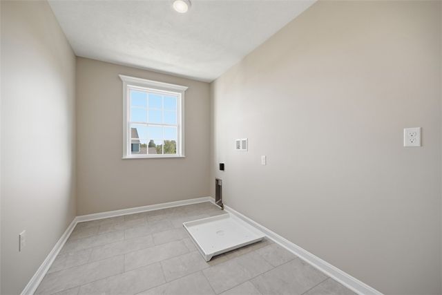 101 Doria Ann Dr, Center Twp, PA 15061